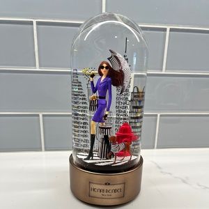 Henri Bendel Snow globe